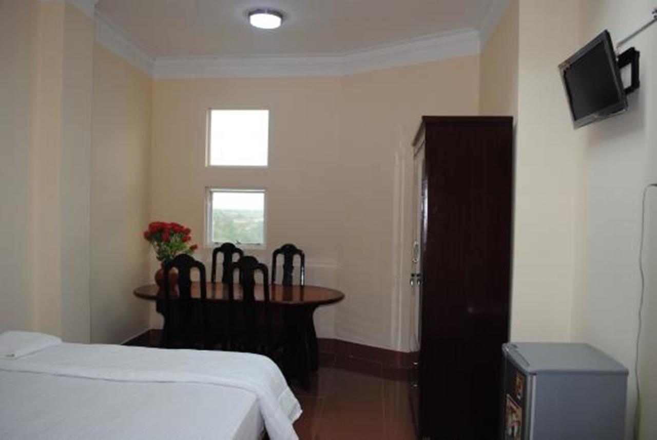 Thanh Nhan 1 Hotel Ca Mau Exterior photo